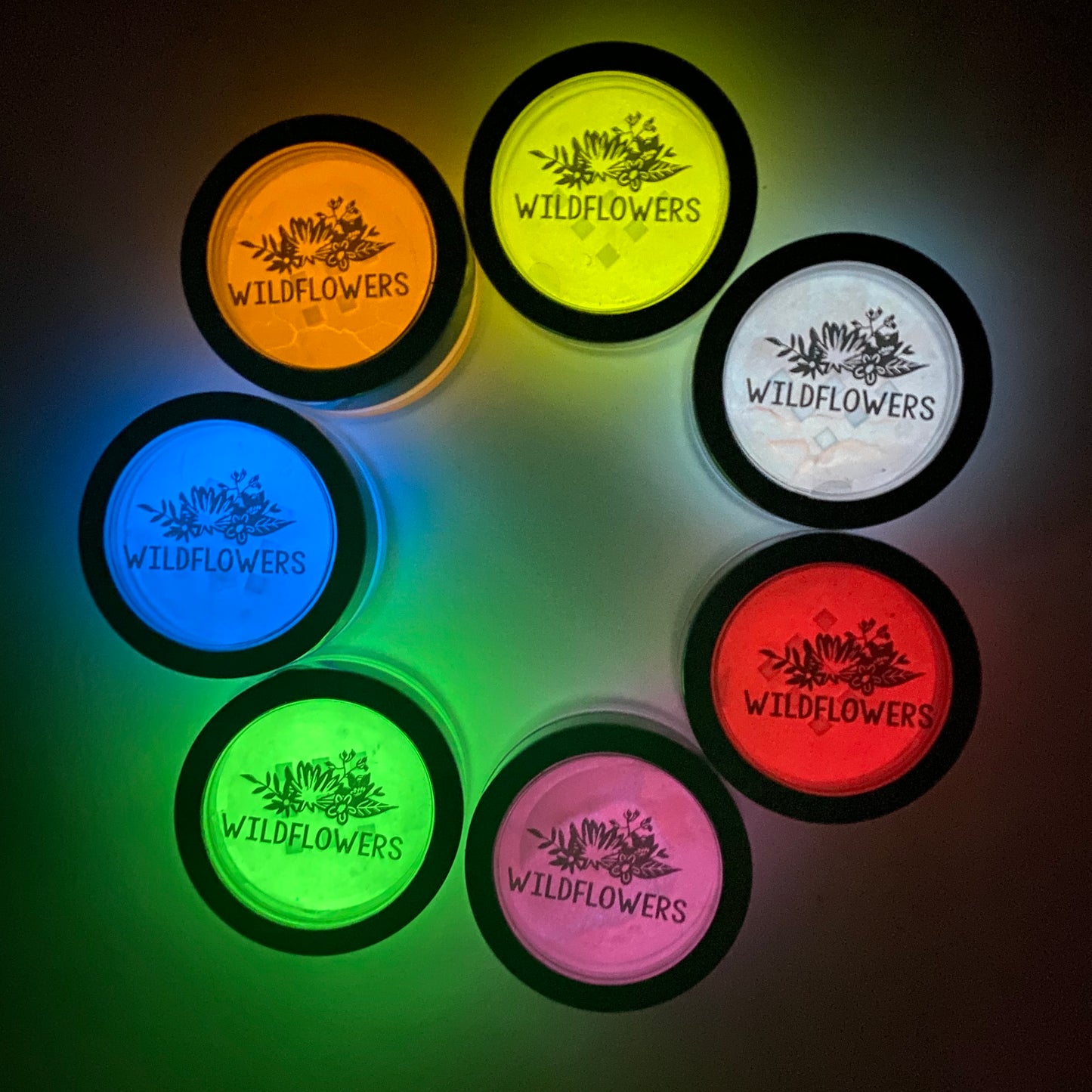 GLOW PIGMENT SET OF 8