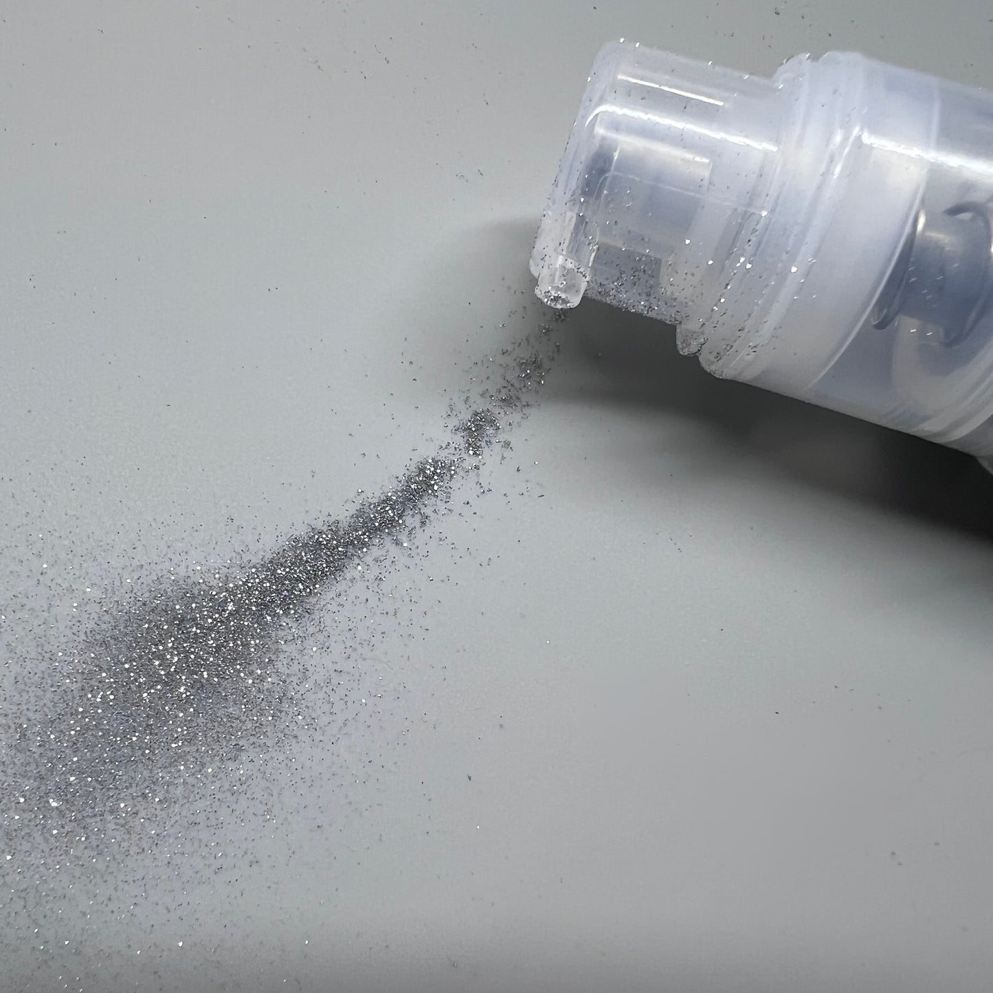 Electric Shock Spritzer – Reflective Micro Glitter