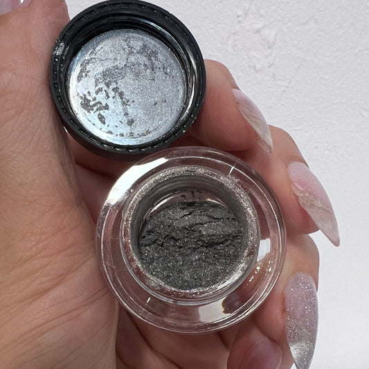 2024 Advent Box - Satin White Cateye Pigment